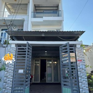 cho thuê nhà 3 tầng có sân đậu xe hơi - đường 10m ngay kcn cao quận 9 - tiện mở vp cty