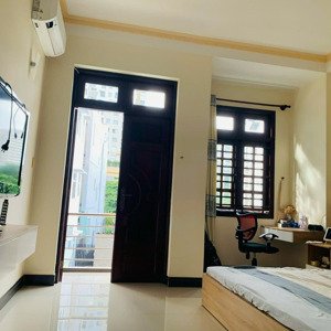 nhà nguyên căn thảo điền 90 m2 2 phòng ngủ lớn
