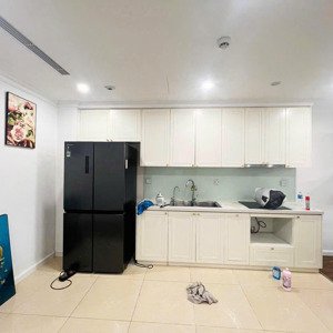 cho thuê căn hộ 3 phòng ngủ siêu thoáng...