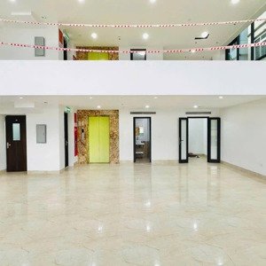 cho thuê nhà mặt phố nguyễn trãi 100m2 x 2 tầng, mt 5m, giá 60tr/tháng, đẹp thông sàn, vị trí vàng