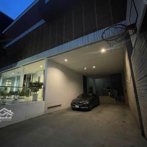 bán biệt phủ siêu đẹp - vị trí đẹp, ngay út tịch, sát tt - 750m2, ngang hơn 36m, 6 tầng - hơn 136tỷ