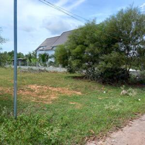 Đại Hạ Giá-Nhiều đất Sào-Gần Hồ Quang Cảnh,gần DT715-Thiện Nghiệp-Phan Thiết