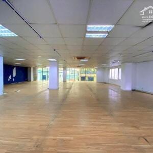 MẶT ĐƯỜNG PHÚ GIA TÂY HỒ - VỊ TRÍ ĐẸP KINH DOANH ĐẸP - TOÀ NHÀ 9 TẦNG HẠNG A - DT 350M2 GIÁ 230 TỶ