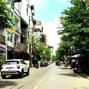 nhà đẹp trung tâm thị trấn văn điển dt 42m2, 5 tầng giá 6,6 tỷ