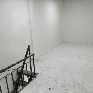 cho thuê phòng trọ cao cấp gần chợ bình triệu, thủ đức. giá 3.5-4.5 tr