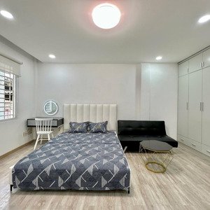 căn hộ studio - cửa sổ trời thoáng - ngay chợ tân định - cv lê văn tám