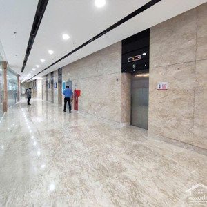 văn phòng siêu đẹp đường bến vân đồn, quận 4 diện tích 200m² - giá chỉ 80 triệu. lh: 
