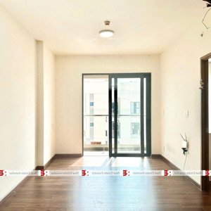 chuyển nhượng căn hộ 75m2 2pn tầng cao giá rẻ nhất thị trường.