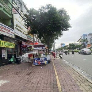 Bán Nhà Mặt Tiền Kinh Doanh Siêu Đỉnh Tô Ký, 36m2, 6 Tầng Đường 40m, vài bước chân qua Gò Vấp