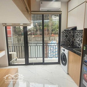 khai trương ccmn 20m2 full nội thất, máy giặt riêng. ban công thoáng tại minh khai
