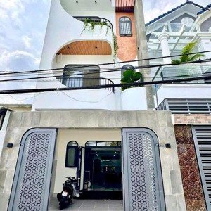 bán nhà chính chủ gần vòng xoay võ văn kiệt cách dh quốc tế miền đông 5p