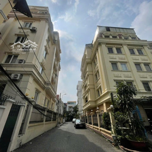 bán nhà biệt thự khu compound đường nguyễn văn hưởng khu thảo điền, quận 2