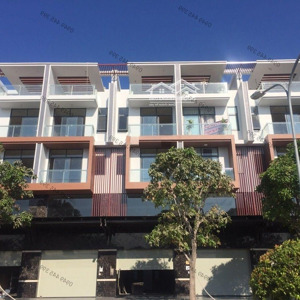 bán shophouse đường số 1 kdc dương hồng nguyễn văn linh, đường chính vào khu căn hộ mizuki park
