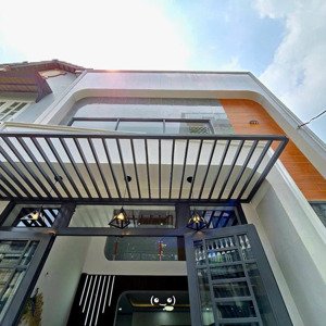 bán nhà phố 1 lửng tuyệt đẹp sát chợ an chu gần ngã 3 trị an trảng bom .
dt 80m2. giá 2,3tỷ
