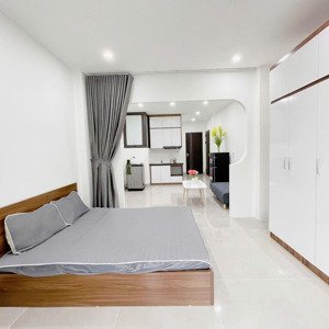 căn hộ 2n1k trần thái tông 55m2 full đồ ban công máy giặt chỉ 8tr5/tháng