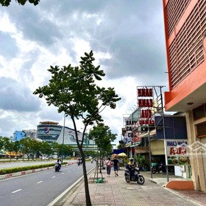 cho thuê nhà góc 2 mặt tiền hiếm có phạm văn đồng & kha vạn cân