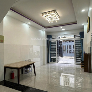 nhà đẹp 4 tầng gần vincom thủ đức - khu nhà đồng bộ liền kề - hẻm ô tô thông, sạch đẹp, thoáng mát