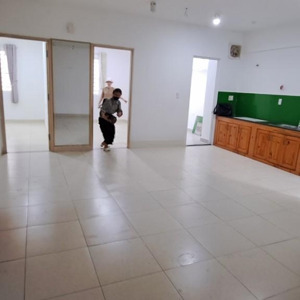 bán chung cư sơn an cạnh bệnh viện đồng nai, căn trống không nội thất