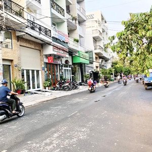hiếm - nhà 5 tầng, 9 phòng ngay trục sầm uất tân quy q7 giá hấp dẫn