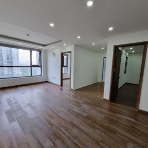 tôi chính chủ bán chung cư mới, 77m2, 3 phòng ngủ, có sổ, định công, hoàng mai