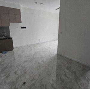 trống sẵn căn 2pn 2wc 68m2 privia khang điền cho thuê giá 9tr bao pql , ở ngay .lh 
