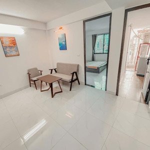 ccmn 1 ngủ 1 khách ở mễ trì thượng, nam từ liêm
