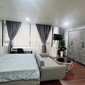 chính chủ cho thuê căn hộ 38m2 dạng studio full đồ đẹp phố nguyễn văn cừ giá 6 triệu: 