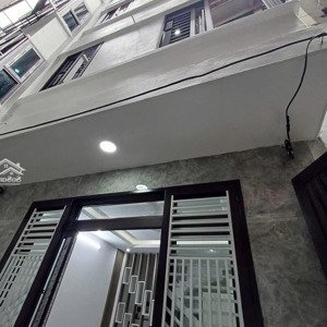 chính chủ cho thuê nhà 5 tầng full đồ,tại: thuỵ khuê,tây hồ,hà nội