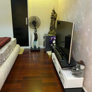 cần cho thuê gấp căn hộ chung cư cao cấp