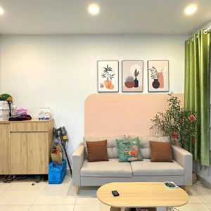 đi định cư cần bán gấp căn 62m2 ban công ngoại khu view đn, full nội thất