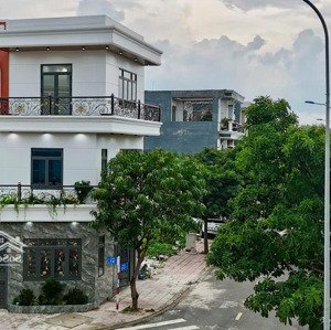 nhà 3 mặt tiền kiến trúc hiện đại kdc gần miễu ông cù trung tâm thuận an