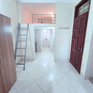 cho thuê phòng tại ngõ 302 đường láng, gần ngã tư sở