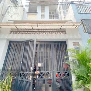 nhà 4 tầng - ngay ubnd quận gò vấp - xây kiên cố vào ở ngay - nhỉnh 5 tỷ.