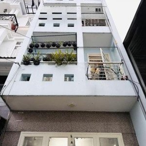 kẹt vốn bán nhà lý tự trọng, p. bến nghé q1. dt 63m2 giá 3tỷ55 gần vincom đồng khởi. cho thuê 27tr