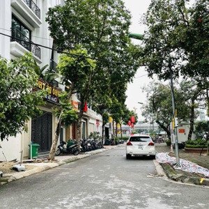 trung tâm thanh xuân 88m, 5 tầng ga ra ô tô, đổ tránh dừng ngày đêm