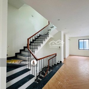 nhà phố lakeview city 7x20 sân vườn, hoàn thiện mới 100% giá 33tr 1 trệt 3 lầu có chìa khoá xem nhà
