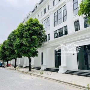 cho thuê liền kề louis hoàng mai- có thang máy- giá 48 triệu