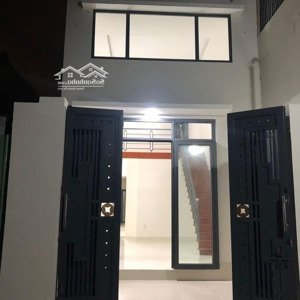 cho thuê nhà nguyên căn mới xây.