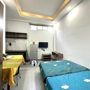 căn hộ mini studio cực xinh xắn, full nội thất, giá đang sale siêu rẻ lý phục man q7. lh 