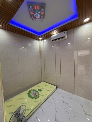 bán nhà chính chủ tại trung tâm quận 1, hẻm 3m nguyễn văn cừ, phường cầu kho, quận 1