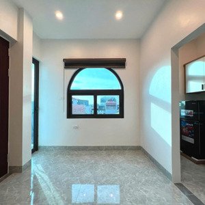 khai trương ccmn 20m2 1 ngủ, 1 bếp full đồ. ban công thoáng mát tại cổ nhuế