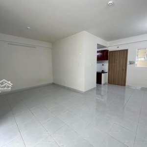 cho thuê căn hộ nam long - hồng phát, 38m2, 1 phòng ngủ, 1wc, thang máy, nhà trống, mới