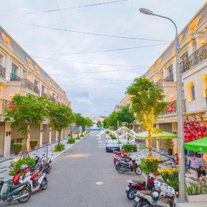 bán shophouse 4 tầng góc đường trần đăng ninh (15m) giao nguyễn lộ trạch (7m5). 161m (ngang 8,72)