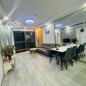cho thuê căn hộ 2pn 2wc 81m2 đầy đủ nội thất the gold view quận 4