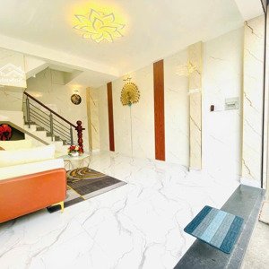 bán gấp nhà đường số 11 q9, dt 70m2, đang cho thuê 26tr/1th thích hợp ở + đầu tư, liên hệ ngay