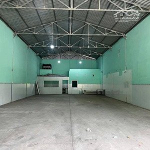 cho thuê kho 300m2 trung tâm thành phố mới