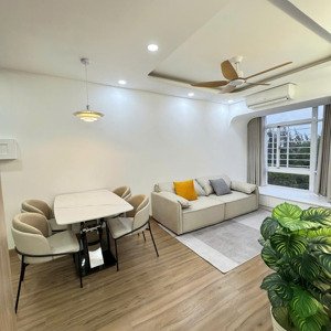 cần bán nhanh căn hộ sky garden 3, pmh, q7, dt 72m2, tk 3pn nhà mới đẹp, giá chỉ 5,7 tỷ