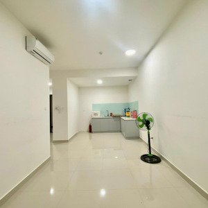 sẵn khóa xem ngay 2pn nội thất cơ bản cho thuê the sun avenue giá tốt - 15 triệu/tháng