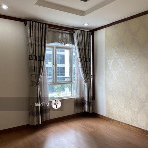 cần bán căn hộ giai việt - ha, dt 150m2, 2pn, 2wc, nhà đẹp, sổ hồng, giá 5.8 tỷ. lh 