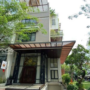 huỳnh trâm - cho thuê căn góc công viên hưng gia 2, phú mỹ hưng